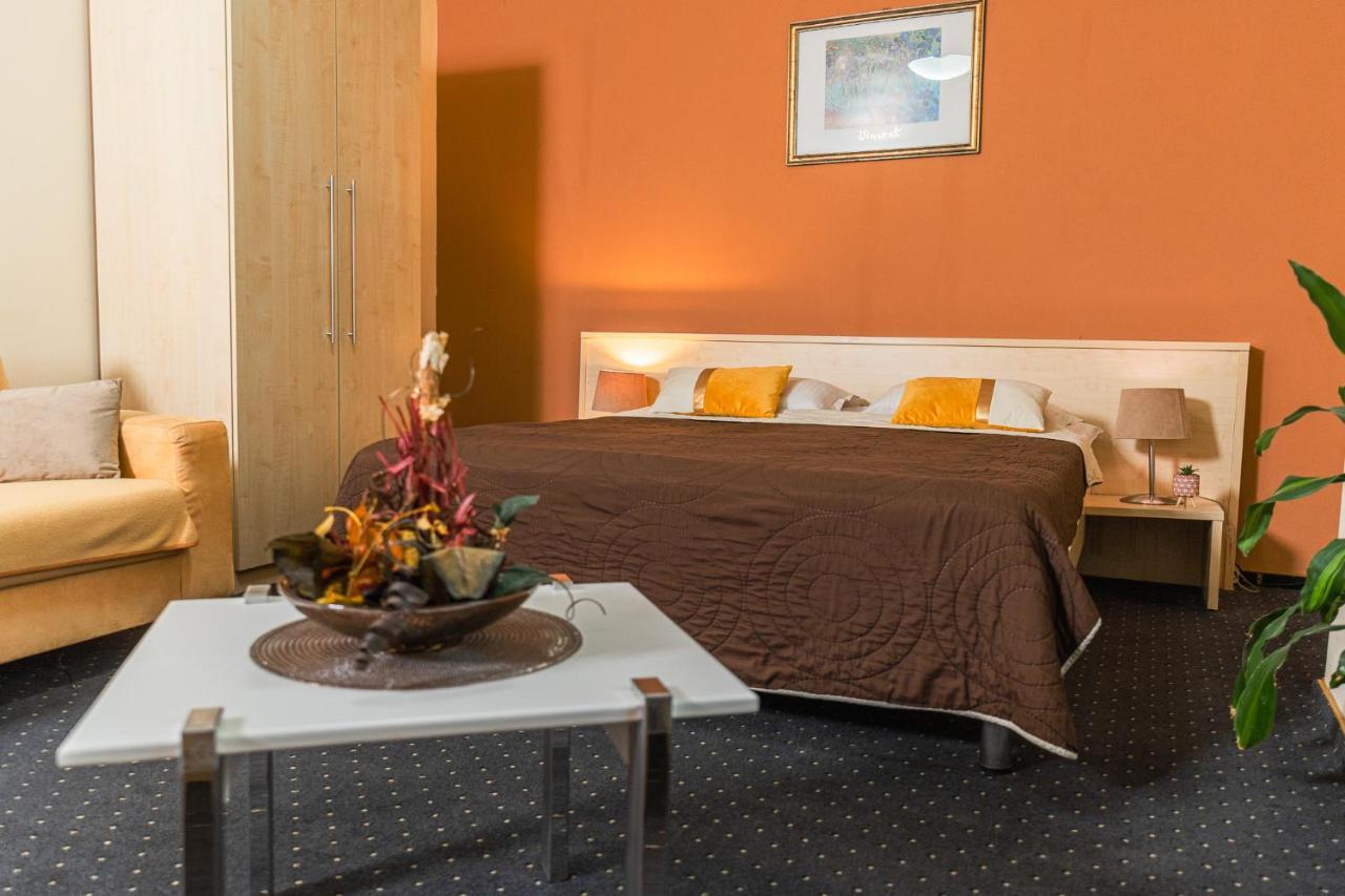 Hotel Pacific Τιμισοάρα Εξωτερικό φωτογραφία